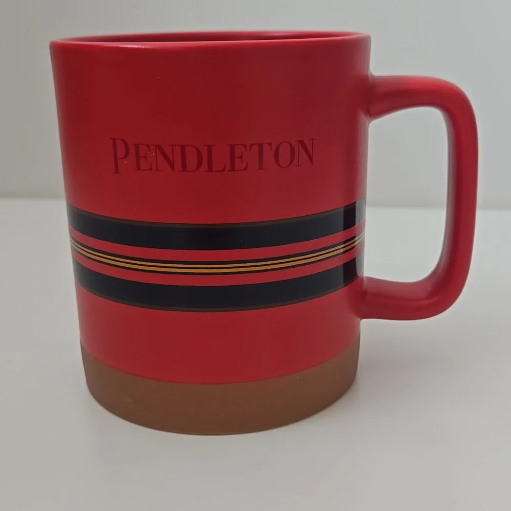 PENDLETON Woolen Mills National Parks Collection Red Striped 18 Oz Stoneware Mug - Picture 5 of 6